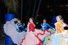 Puerta Vallarta Dancers