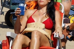 OTLPeopleWatching028