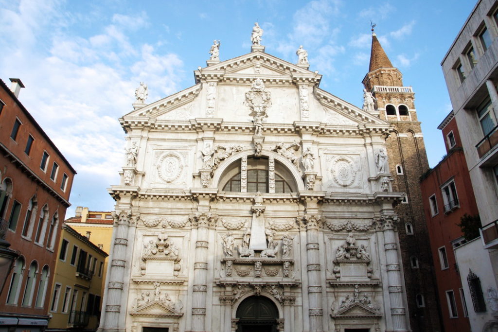 The Chiesa di San Moisè was built initially in the 8th century; it is dedicated to Moses of Old Testament fame.
