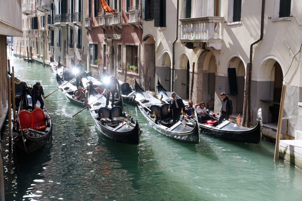 Gondolas traffic jams.