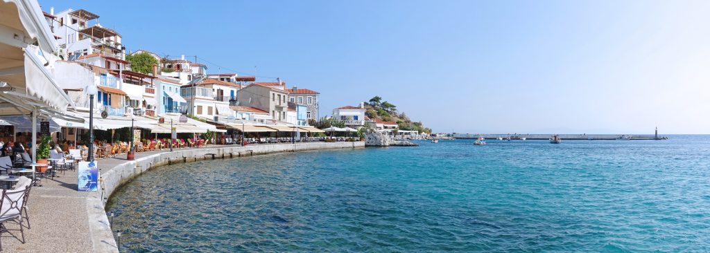 The cove to the west of our house is lined with restaurants.