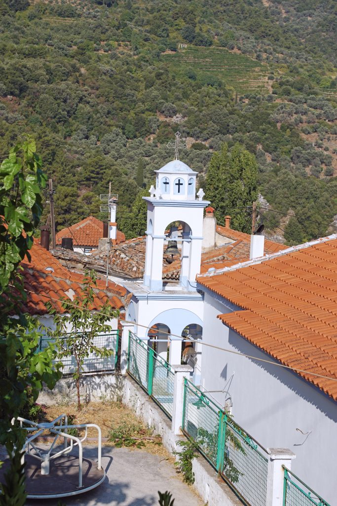Manolates church, dedicated to Agios Georgios.