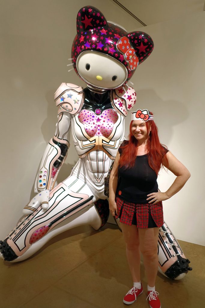 Giant Hello Kitty robots are intimidating AND cute.