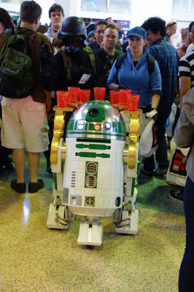 I *know* that R2D2 is not an anime character.