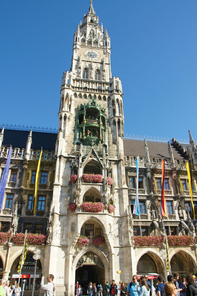 A very confused tourist NOT taking a photograph of the Glockenspiel.