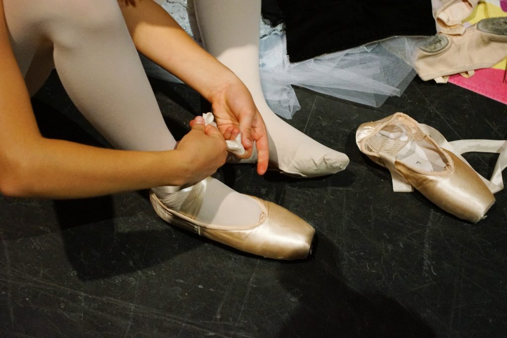 Correctly tying your pointe shoe is essential.
