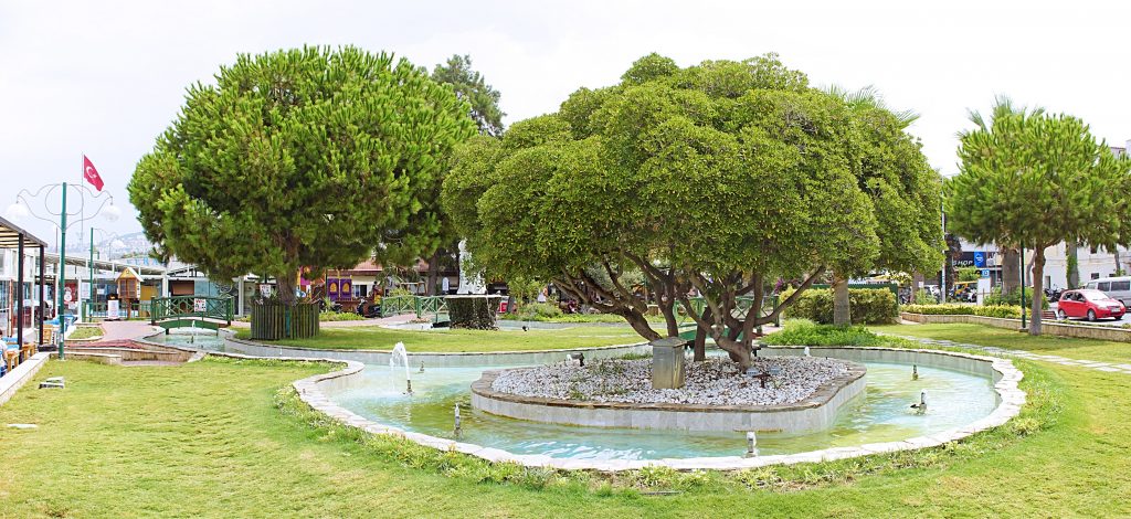 Bird Island Municipal Park Güvercinli in all its splendor.