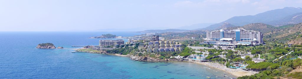 A coastal resort on the road to İzmir.