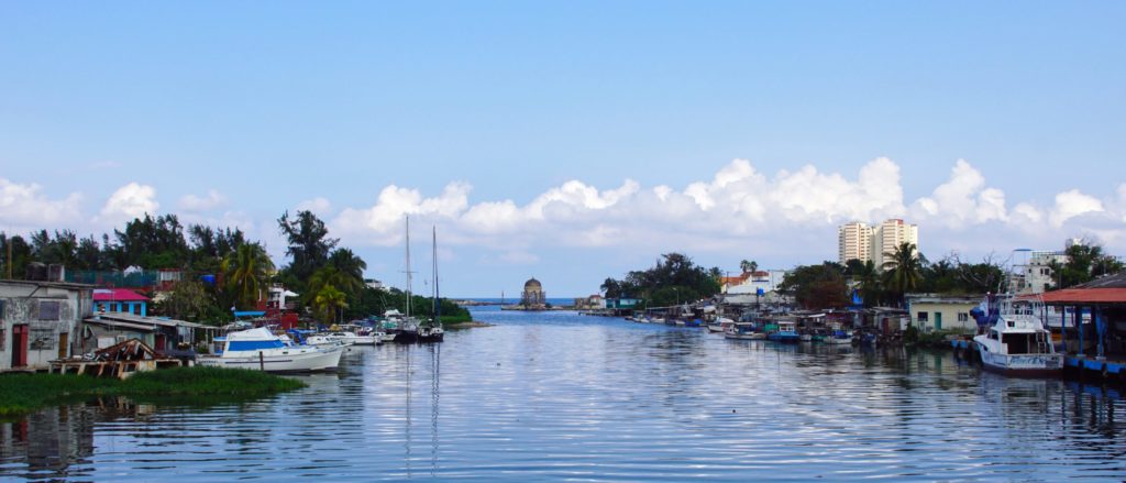 A lazy Cuban afternoon on the river.