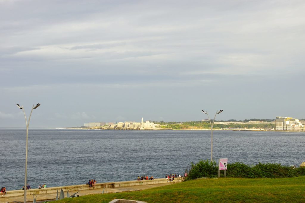 A view across to the Castillo de los Tres Reyes Magos del Morro.