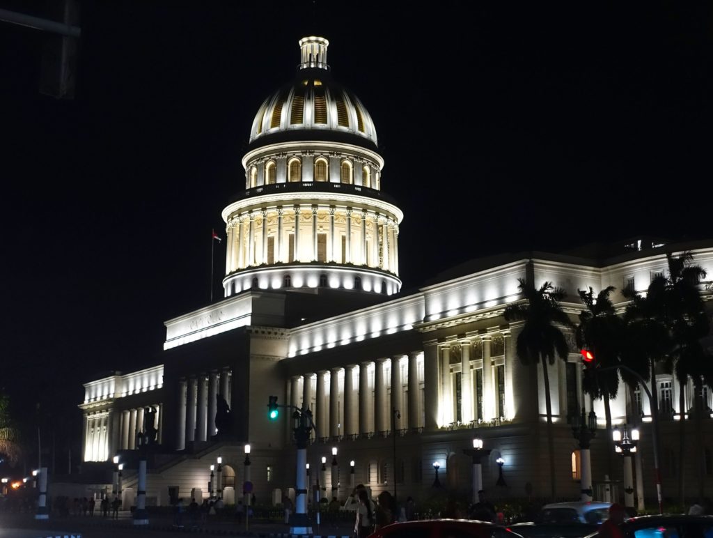 Just in case you don't know what Capitol buildings look like, the Cubans spell it out for you.