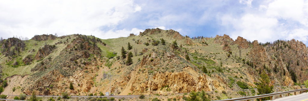 Yes, Colorado has these types of mountains, too.