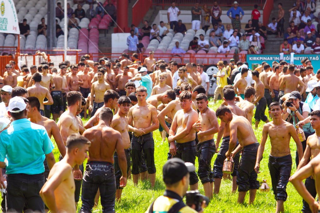 Yıldıray pala stands at the ready.