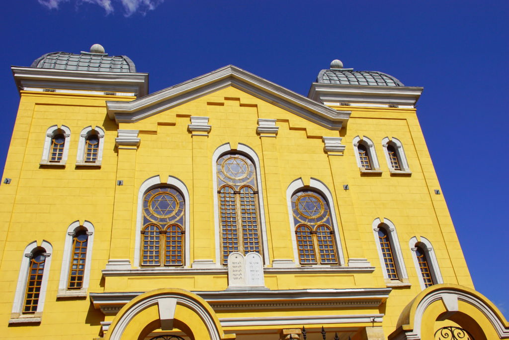 A better view of the frond of the Grand Synagogue, showing the Jewish Ten Commandments.