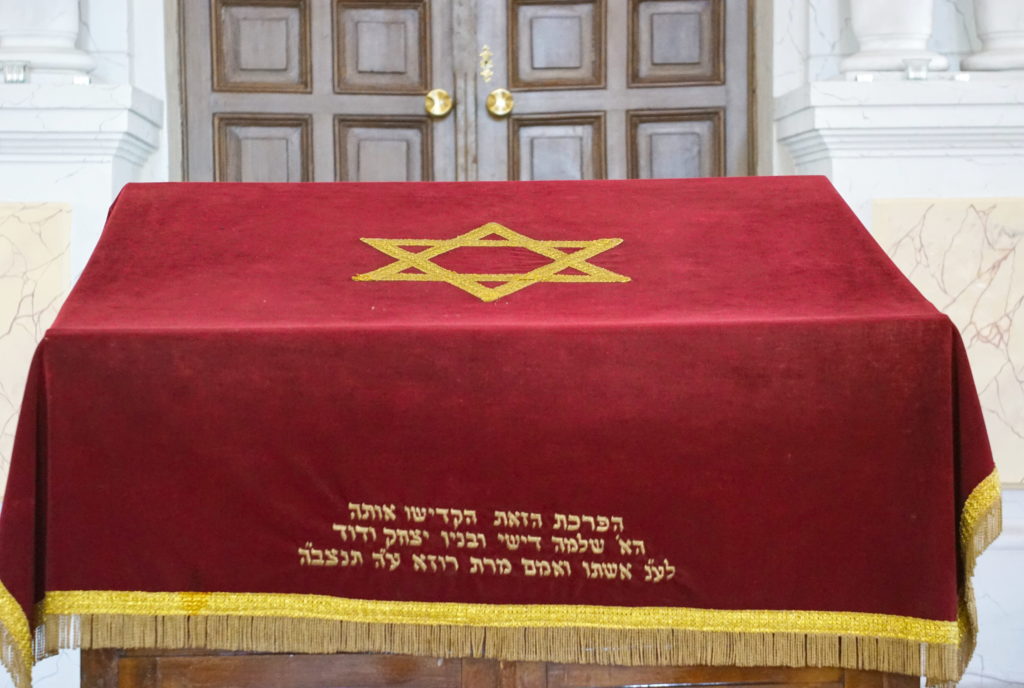The Jewish hexagram adorns a table cloth.
