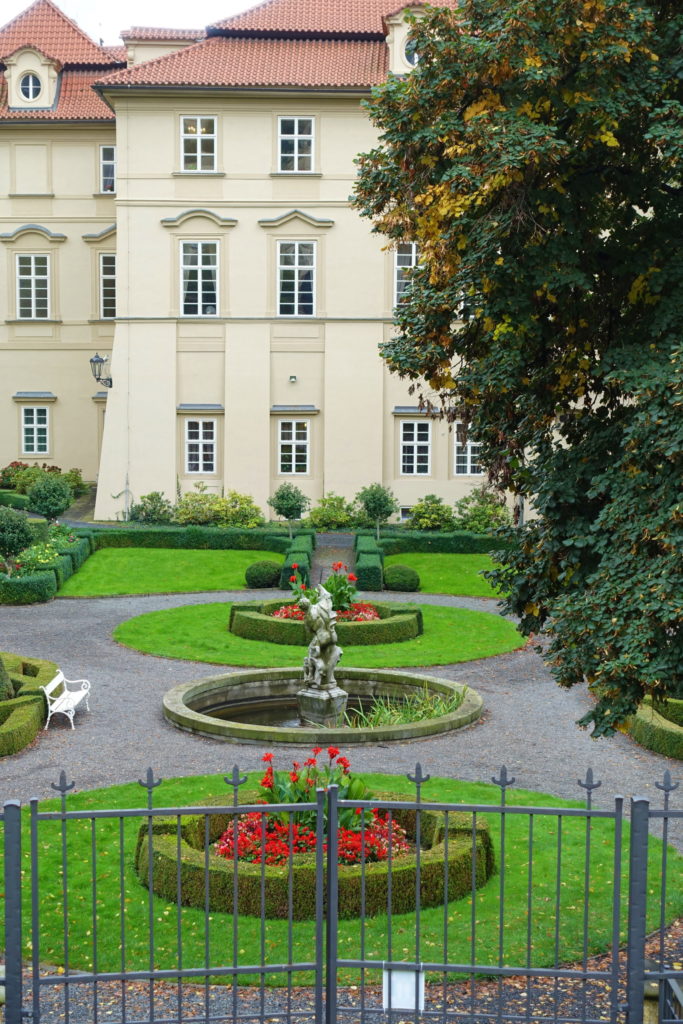 The final garden, abutting the palace.