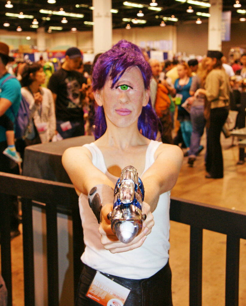 Leela! L-E-E-L-A, Leela!  --Zapp Brannigan.