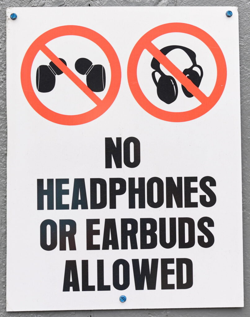 This sign is for dumb people.